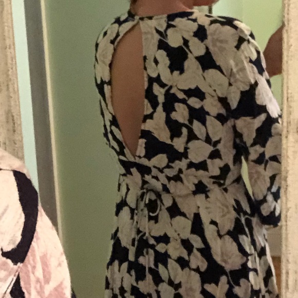 Billabong mini long sleeve v neck dress - Picture 5 of 5